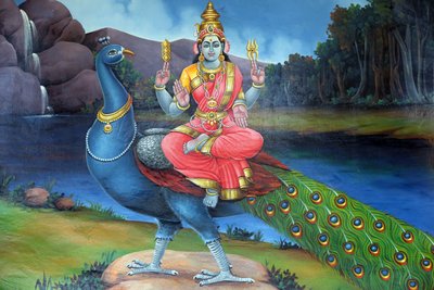 Sri Mariamman ヒンドゥー寺院。スブラマニャンのシンボルである孔雀を持つスリ・ゴーマリー。シンガポール 作： Unbekannt