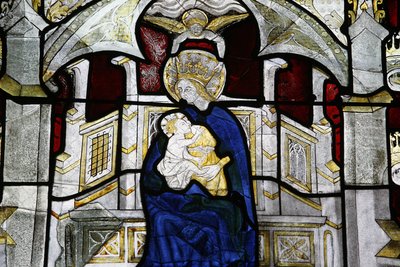 Collegiale Notre-Dame des Maraisのステンドグラス：聖母と子供 Villefranche-sur-Saone France 作： Unbekannt