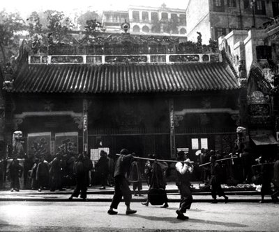 ストリートシーン、香港、1900 作： Unbekannt
