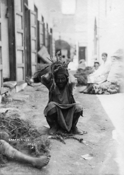 ストリートシーン、カサブランカ、モロッコ、c1920s-c1930s 作： Unbekannt