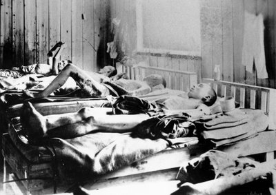 1945年の広島での原爆爆発の生存者 作： Unbekannt