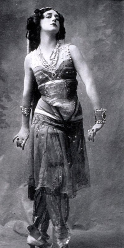 タマラカルサビナ、ロシアのバレリーナ、1911 作： Unbekannt