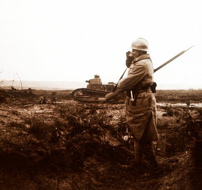 戦場の戦車と兵士、c1914-c1918 作： Unbekannt