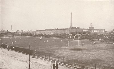 バングのサッカー場：中央鉄道、1914 作： Unbekannt