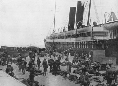 ダーダネルス遠征軍が発足：1915年のアレクサンドリアでの輸送 作： Unbekannt