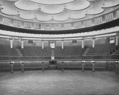 ドーム：プラットフォームから見る、1939 作： Unbekannt