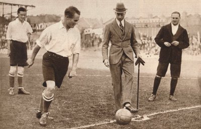 デュークオブヨーク、チャリティーサッカーの試合、トッテナムホットスパーとコリント人、c1921 作： Unbekannt