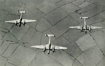 ハンドラリーページヘレフォード、1941年。 作： Unbekannt