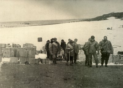 小屋を離れるエレバス山を登った党、1908年、1909年。 作： Unbekannt