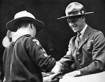 ウェールズの最高スカウトとしてのプリンスオブウェールズ、1926 作： Unbekannt