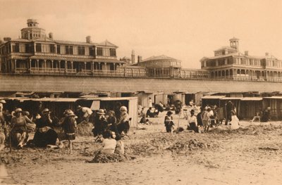 ロイヤルレジデンスとエスプラネード、c1928 作： Unbekannt