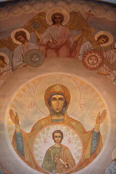 ロシア正教の大聖堂は「Eglise Russe」または「Catedrale Saint Nicolasit」とも呼ばれ、ロシア国外では最大のロシア正教の大聖堂となっています。 作： Unbekannt