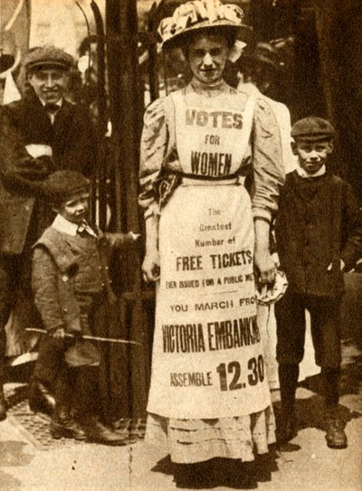 Suffragette Housemaid 1908、1933。 作： Unbekannt