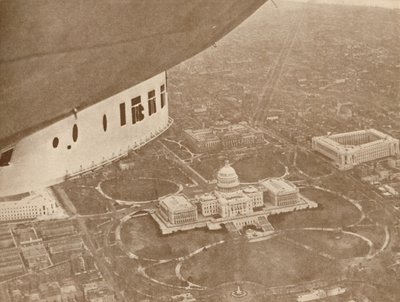 1927年にワシントン上空を飛行中の米国飛行船ロサンゼルス 作： Unbekannt