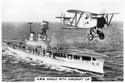 空母HMSイーグルとフェアリーフライキャッチャー航空機、1937 作： Unbekannt