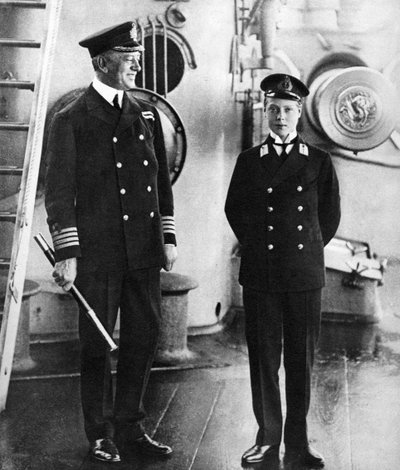HMS Hindustan、c1910のミッドシップマンとしての将来のキングエドワード8世 作： Unbekannt
