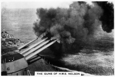 戦艦HMSネルソンの発砲、1937年 作： Unbekannt