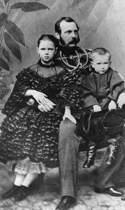 ロシアの皇帝アレクサンドル2世と娘のマリアと息子のセルゲイ、c1860-c1862 作： Unbekannt