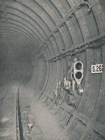 トンネル信号と自動列車停止。ロンドン地下鉄、1926 作： Unbekannt