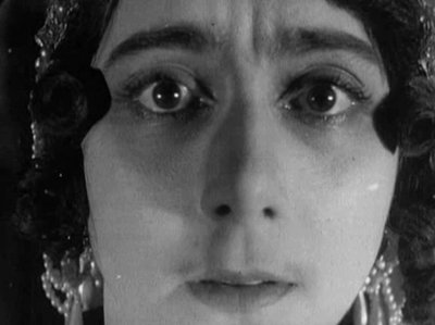ベラカラリ、ロシアのバレエダンサー、サイレント映画女優、1915年 作： Unbekannt