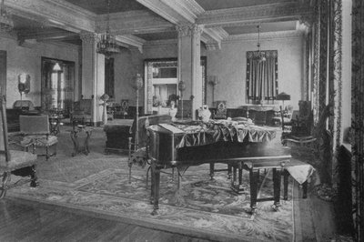 ラウンジ、ゲイロードアパート、ロサンゼルス、カリフォルニア州のビュー。 1924 作： Unbekannt