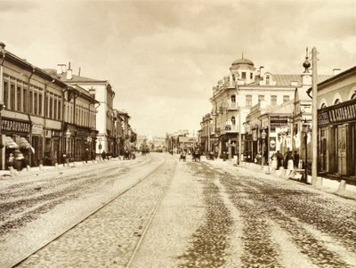 命を与える三位一体の教会からのアルバート通りの眺め、モスクワ、ロシア、1888 作： Unbekannt