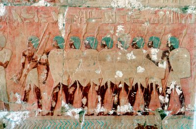 遠征中のエジプト兵の壁画、ハトシェプスト女王の神殿、ルクソール、紀元前 1470 年頃 作： Unbekannt