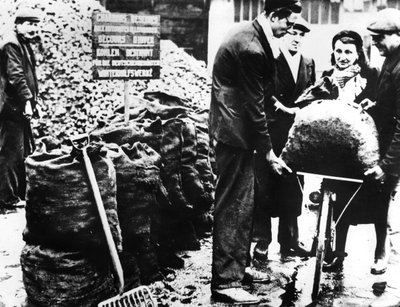 冬の救済、石炭の流通、フランス1940-1944 作： Unbekannt