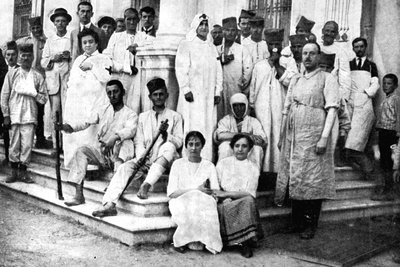 セルビア赤十字、第一次世界大戦、1914年に世話をされている負傷した兵士 作： Unbekannt