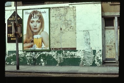 クールブロンドハープ、キルバーン、1966年（写真） 作： Unbekannt Unbekannt