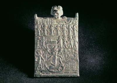 00362地獄の盾、紀元前1700年頃、メソポタミアの新アッシリア王国ラマシュトゥに対する陰謀を描いたもの（ブロンズ） 作： Unbekannt