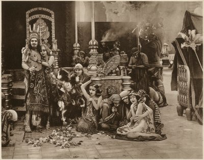 アルフレッド・パジェット、シーナ・オーウェン、D・W・グリフィス監督作品「イントレランス」の一場面 作： Unbekannt