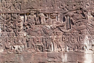 Bayon-temppelin länsipuolella olevat basreliefit, jotka kuvaavat khmerien sotilaita marssimassa, Angkorin arkeologinen alue, Kambodža (kuva) 作： Unbekannter Künstler