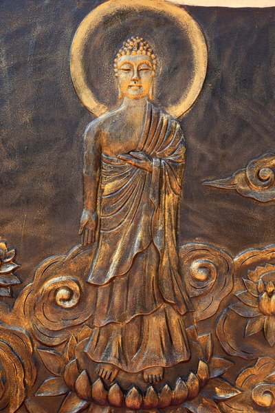 Chua Thien Lam Go buddhist pagoda.釈迦牟尼仏。Varada mudra : 慈愛のジェスチャー。Thay Ninh。ベトナム 作： Unbekannt