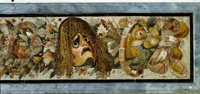 紀元前2世紀、ポンペイの牧神の家からのマスク、葉、果物の花輪を描いた装飾パネル（モザイク） 作： Unbekannt