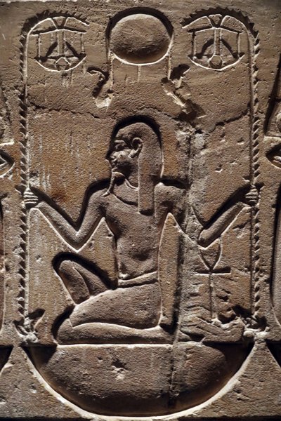 エジプト、メダムド、モントゥ寺院の扉、詳細 紀元前 221 ～ 205 年 作： Unbekannter Künstler