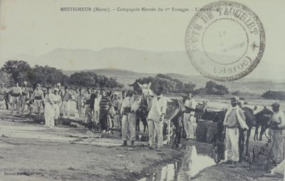 モロッコ、アトラス山脈付近をパトロールするフランス軍レジオネラ植民地兵。1909年の絵葉書。 作： Unbekannter Künstler