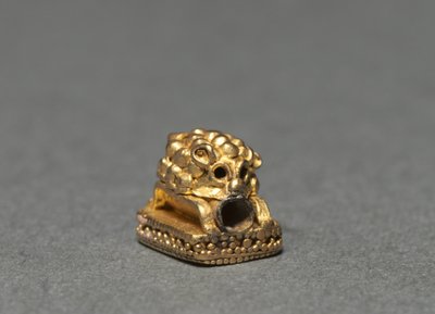 ハリネズミジュエリーエレメント、紀元前400〜200年 作： Unbekannt