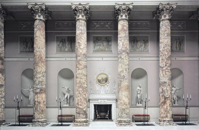 ケドルストン・ホール、ロバート・アダム（1728-92）が建設したマーブル・ホールの内部（写真）、イギリス、ダービーシャー州 作： Unbekannt