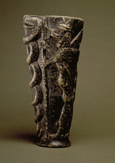 紀元前2150年頃、古代ギルスのテルローから出土したグデア王子の個人神ニンギシダに捧げる杯（ステアタイト）。 作： Unbekannt