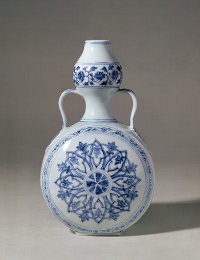 明代青白巡礼瓶 玄徳窯印（1426-35年 作： Unbekannt