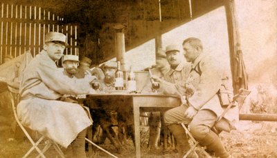 第一次世界大戦の最初の数ヶ月間の歩兵中尉の個人アルバムからの写真 作： Unbekannt