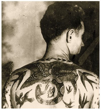 バート・グリムが彫ったトム・スティーヴンの肖像、1942年頃（写真） 作： Unbekannter Künstler