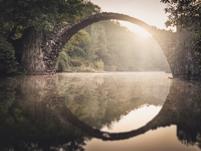 Rakotzbrücke - Study 5、ザクセン、ドイツ、2015 (写真) 作： Leopold Blonder