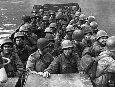 第二次世界大戦（1939年～1945年） - World War II（WWIIまたはWW2）。コブレンツ近郊のボッパード（ドイツ）3月22日 作： Unbekannt