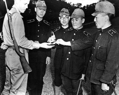 第二次世界大戦（1939-1945） - World War II (WWII or WW2):東京（日本）9月5日 作： Unbekannt