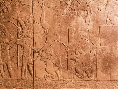 セナケリブ軍によるアラムの包囲（紀元前704～681年） 紀元前700年頃、ニネベの南西宮殿のパネルからの細部（石膏）（85704も参照 作： Unbekannt