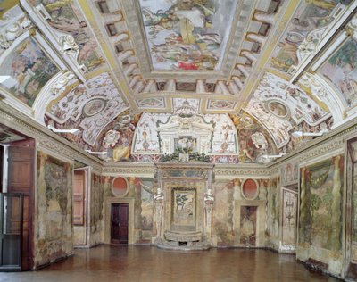 枢機卿イポリット2世（1509-72）のためにピッロ・リゴリオ（1500-83年頃）が設計し、リヴィオ・アグレスティ（1508-1580年頃）がフレスコ画で装飾したメイン・サロン 1550年（写真 作： Unbekannt