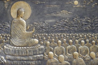 Tinh Xa Ngoc Chau Buddhist temple, The Life of Buddha, Siddhartha Gautama, Buddha with disciples, teaching, The Buddha exhorted His first sixty Arahant disciples to go out in different directions to preach the Doctrine, Chau Doc, Vietnam, 2018 (pho) 作： Unbekannt