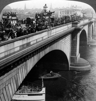 ロンドン橋、ロンドン、19世紀後半。 作： Underwood and Underwood